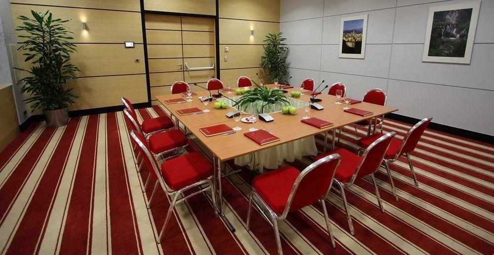 Hotel Antunovic Zagreb Buitenkant foto