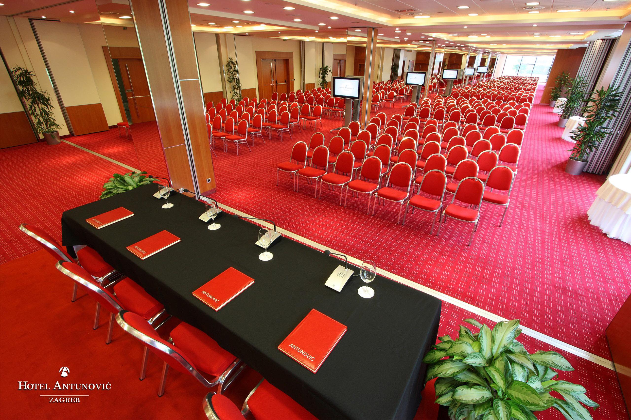 Hotel Antunovic Zagreb Buitenkant foto