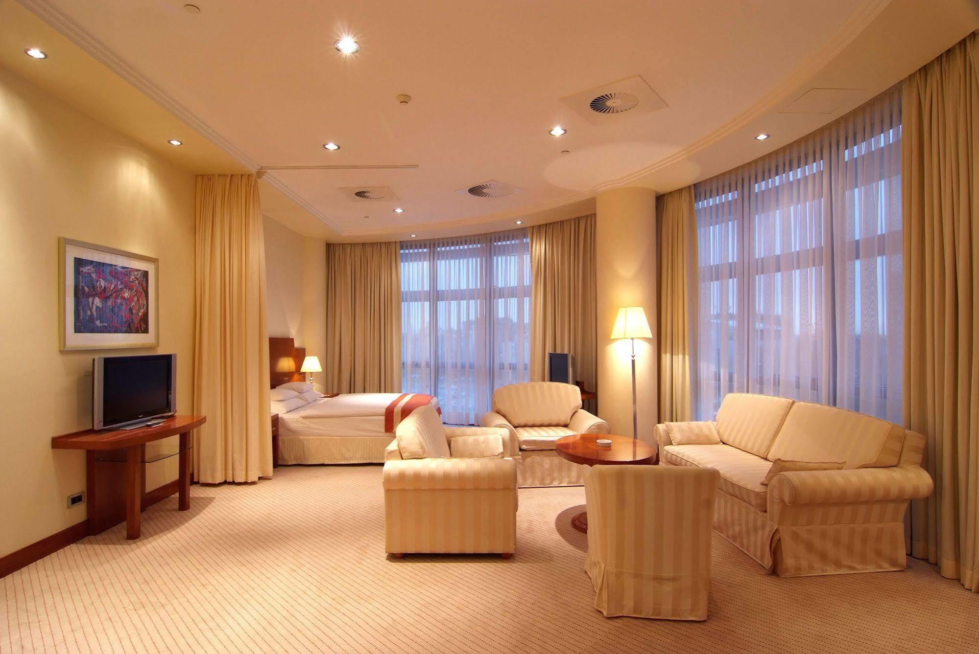 Hotel Antunovic Zagreb Buitenkant foto